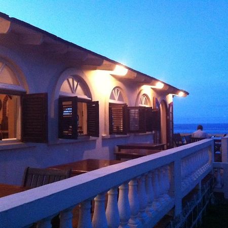 Round House Hotel Bathsheba Екстериор снимка