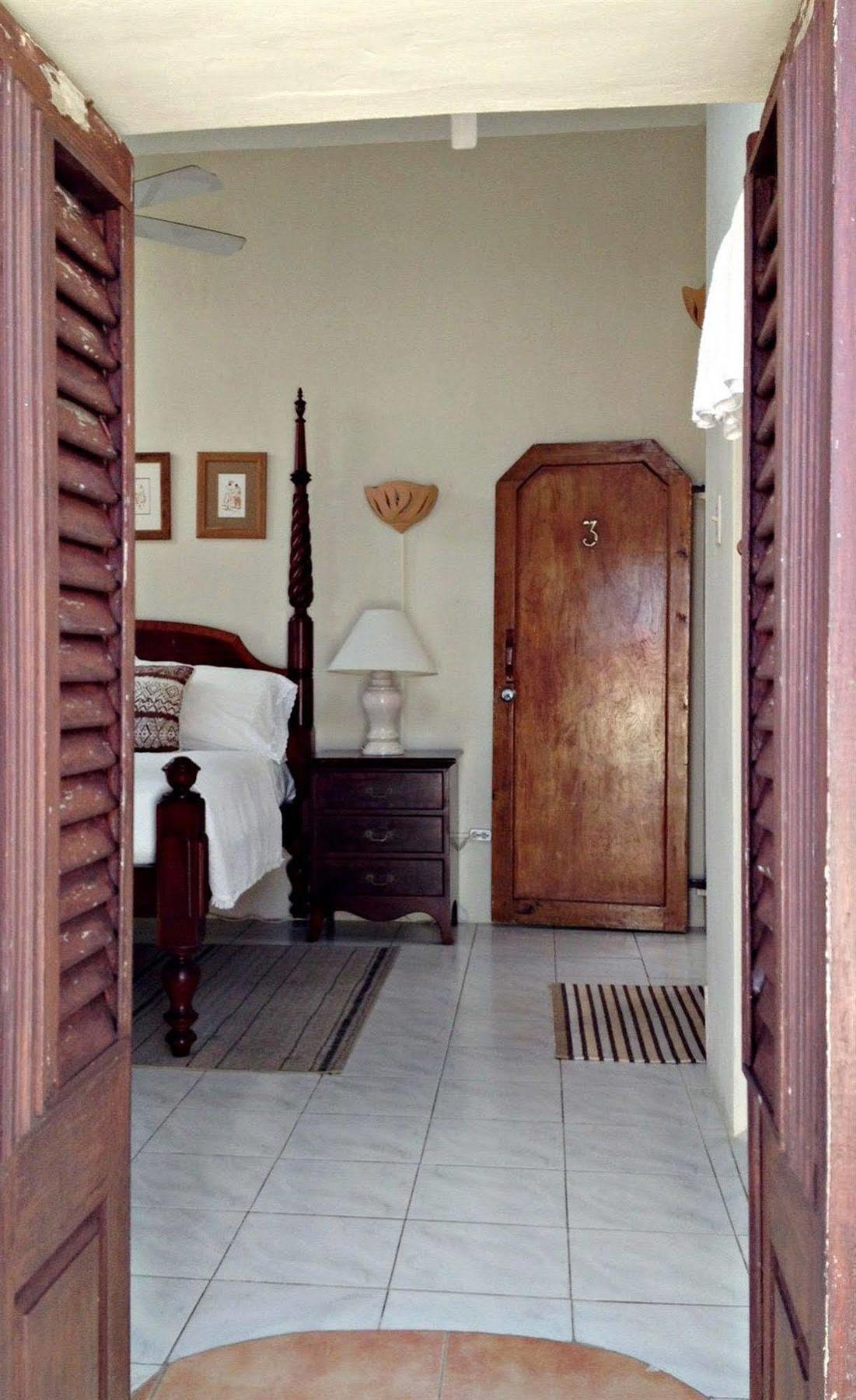 Round House Hotel Bathsheba Екстериор снимка